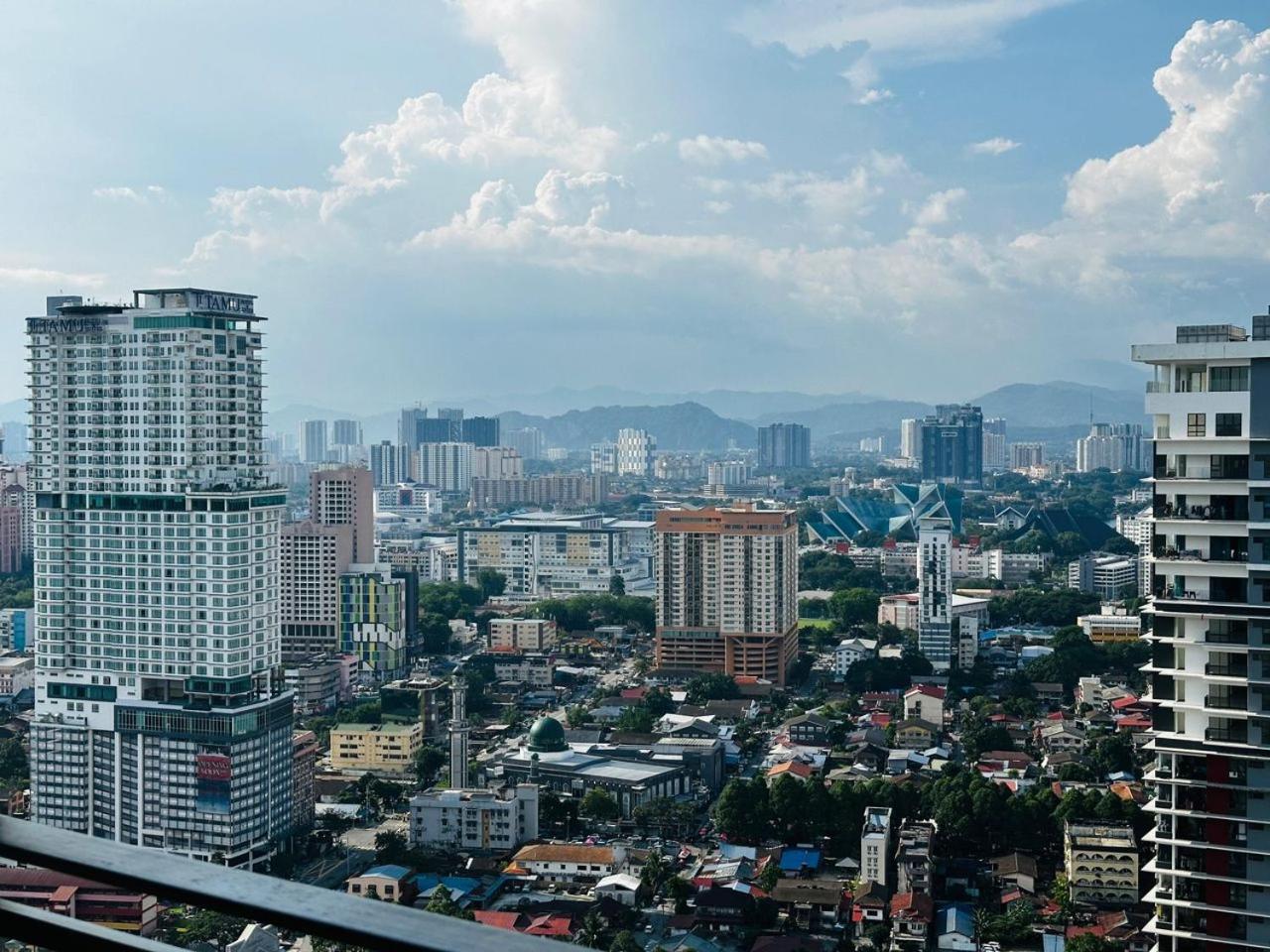 Summer Suites By Hibiscus Kuala Lumpur Dış mekan fotoğraf